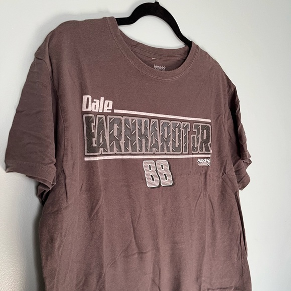 Hendricks Motorsports Logo T-Shirt Dale Earnhardt Jr. 88 Men’s XL Brown - Picture 2 of 3